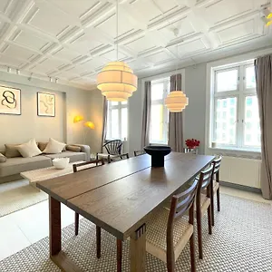 2 Bedroom Apartment In Trendy Area Apartment Kopenhagen